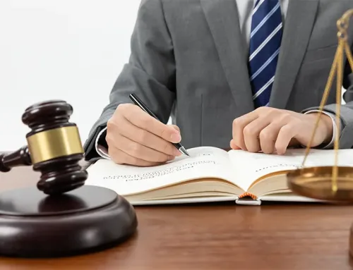 מה תפקידו של עורך דין מסחרי?